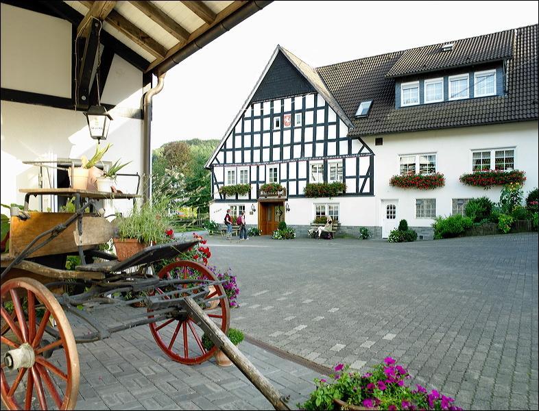 Hotel Klaukenhof Леннештадт Экстерьер фото